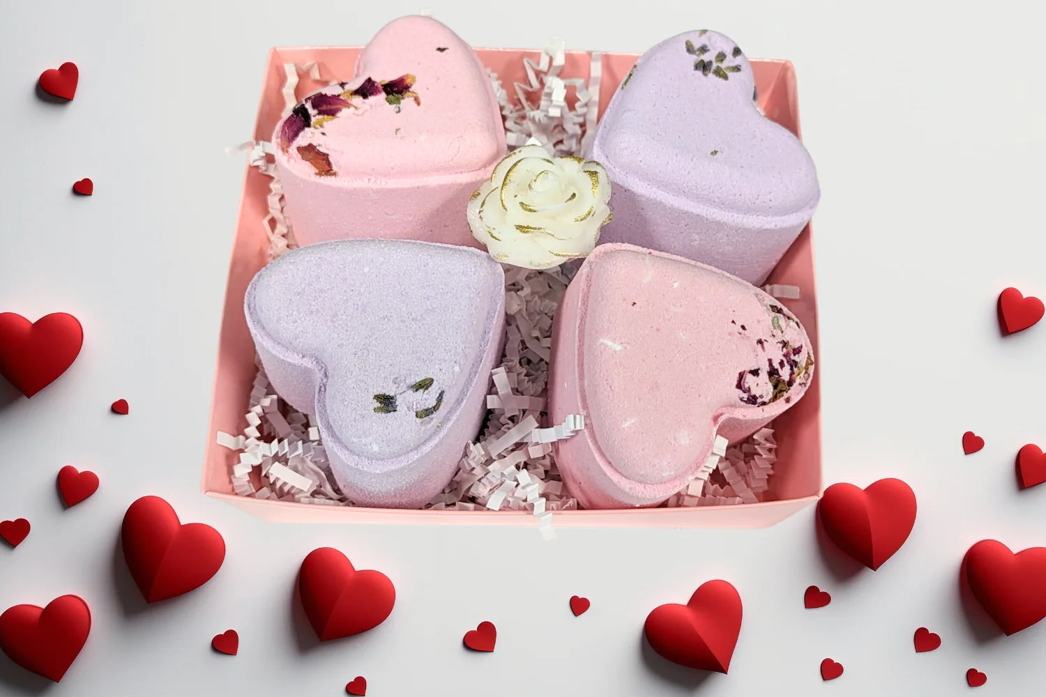 SUNE exclusive - Heart Shaped Shower Steamers Gift Box, Set of 4 Shower Steamers Package