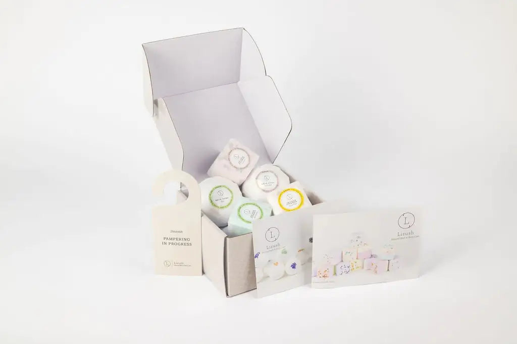 Bath Bombs and Shower Steamers Gift Set, Relaxing Natural Bath Gift Box